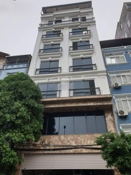 Văn phòng DT 50m2 tại Phạm Văn Đồng - Hoàng Quốc Việt giá chỉ 10tr/tháng